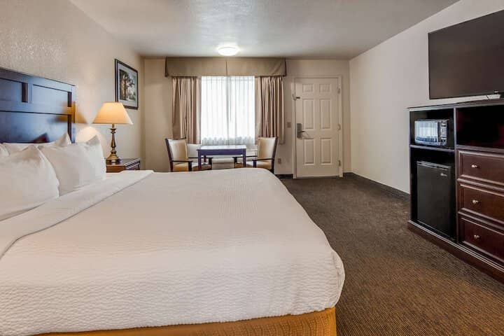 Room 18 of 35