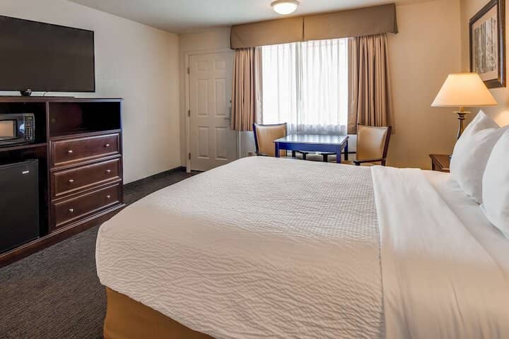 Room 16 of 35
