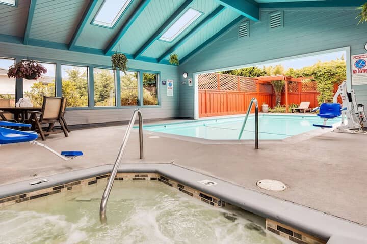 Pool 25 of 35